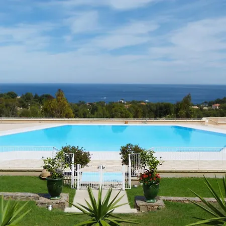 Cap Esterel Village : 3 Pieces Renove Vue Au Calme V3 - Esterel 282la *